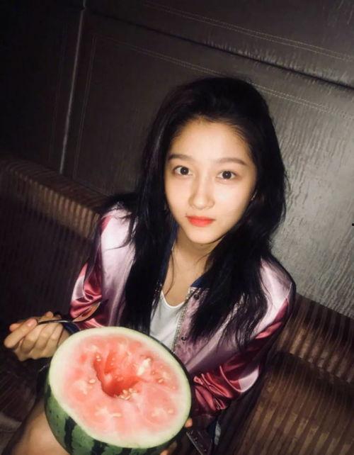 娱乐圈瓜吃不停图片,瓜田李下，明星们的秘密大揭秘