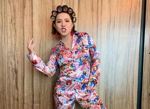 谢依霖照片,灵动笑容，魅力四溢